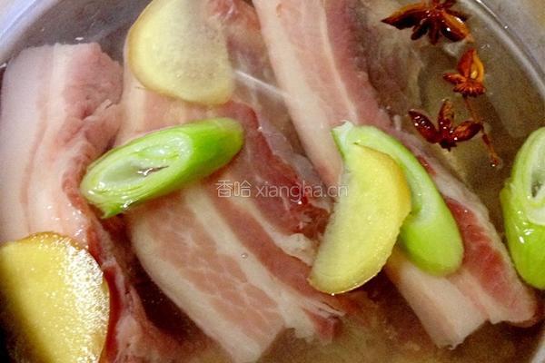 梅菜扣肉的做法图解2