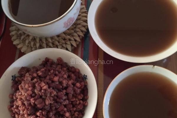 红豆薏仁的做法图解3