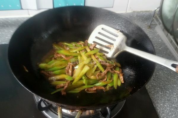 肉丝芹菜的做法图解5