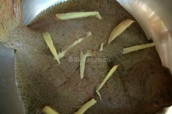 清蒸多宝鱼的做法图解1