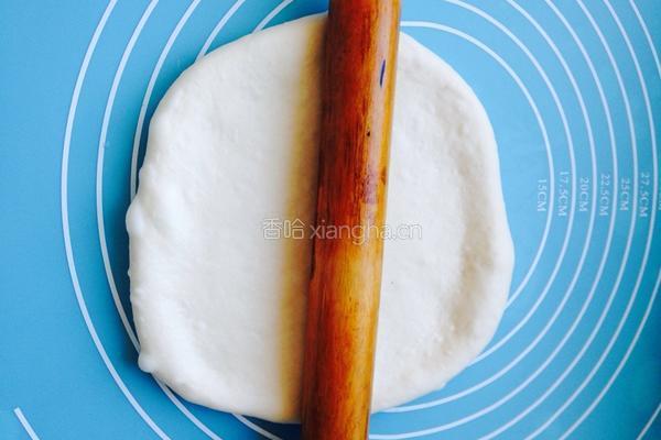 鸡腿蘑菇披萨的做法图解9