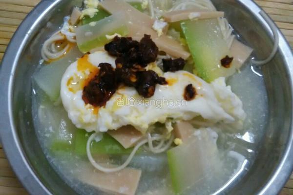节瓜鸡蛋鸡肉肠汤面的做法图解6