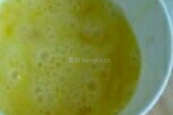 西葫芦炒鸡蛋的做法图解1