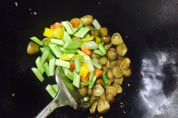草菇炒牛肉的做法图解8