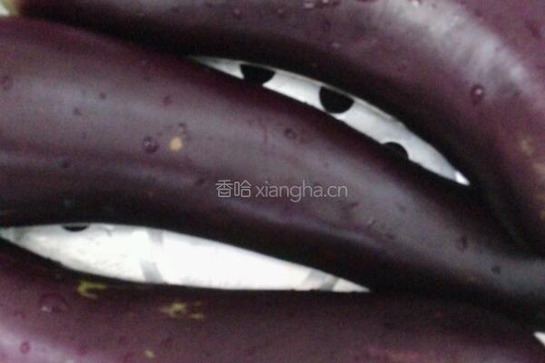凉拌茄子的做法图解1