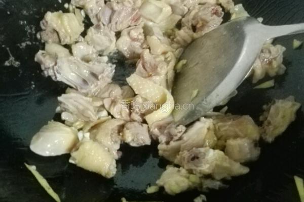 彩椒炒鸡肉的做法图解6