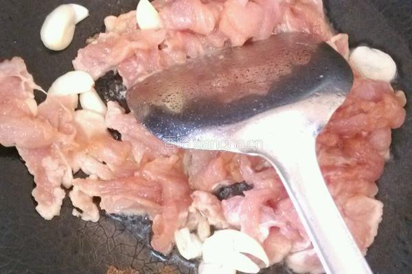 瘦肉炒香菇的做法图解4