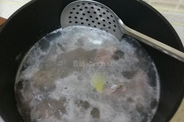 香辣排骨的做法图解1