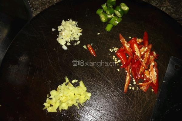 秋葵小炒肉的做法图解4