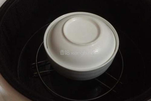 杏汁花胶牛奶丰胸汤的做法图解7