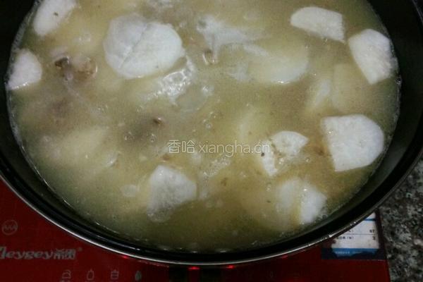 白萝卜炖腊排骨的做法图解4