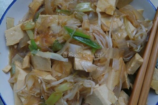 大葱炒豆腐加剩菜的做法图解5