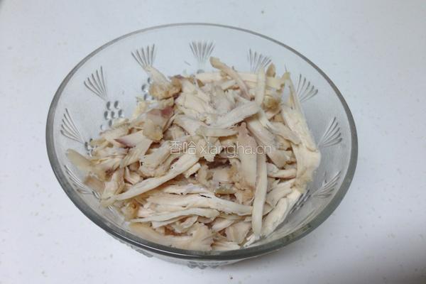 香芹炒鸡丝的做法图解3