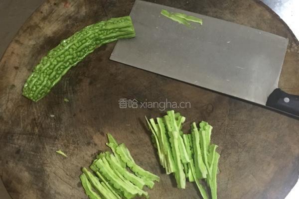 爽口凉瓜的做法图解1