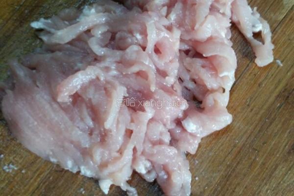 蒜苔炒肉丝的做法图解1