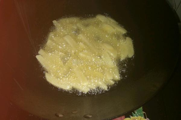 炸新土豆条的做法图解3