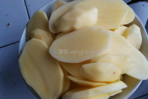生煎洋芋的做法图解1
