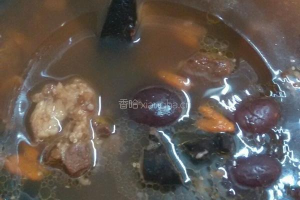 灵芝排骨汤的做法图解4