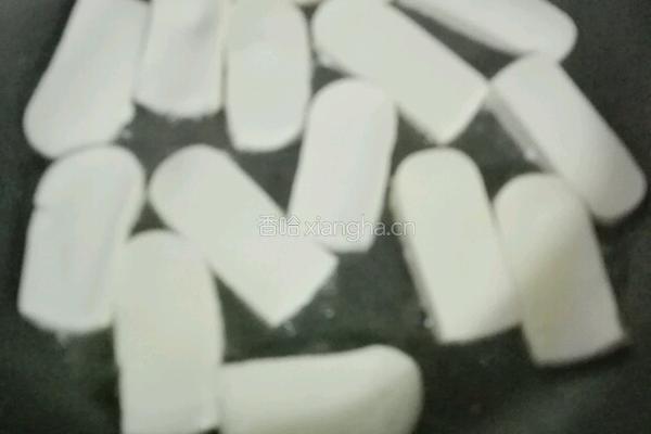 丝瓜炒豆腐的做法图解2