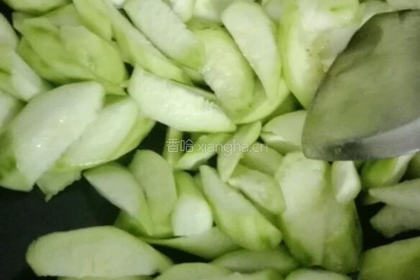 丝瓜炒豆腐的做法图解4