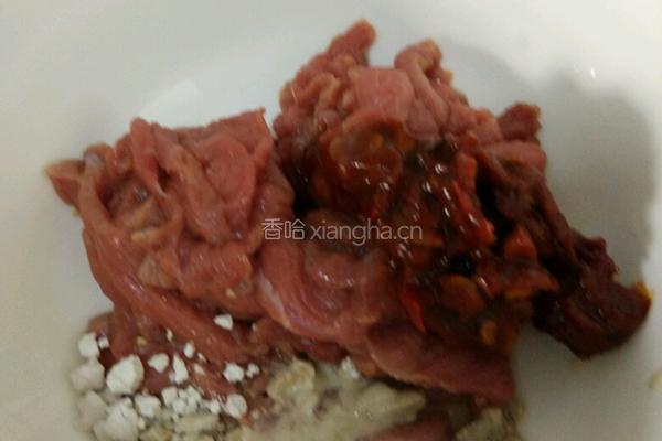 竹笋炒肉的做法图解1