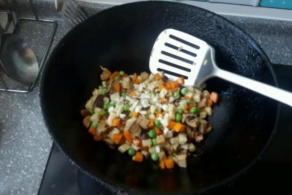 风味炒疙瘩的做法图解11