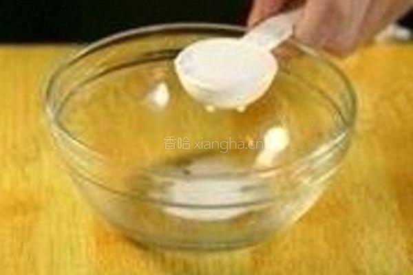 纸杯蔓越蔓面包的做法图解1