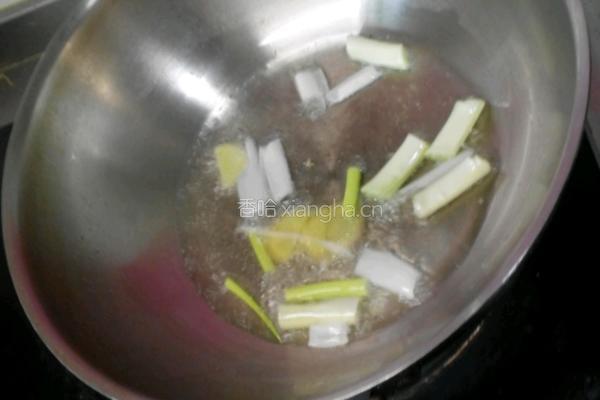 时蔬炖鸭腿的做法图解6