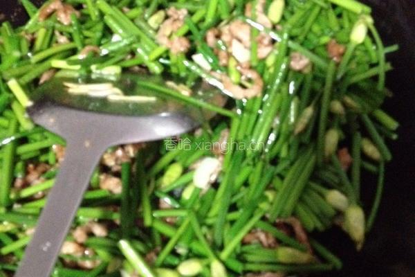 韭菜花肉丝的做法图解7
