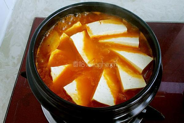 辣白菜豆腐汤的做法图解6