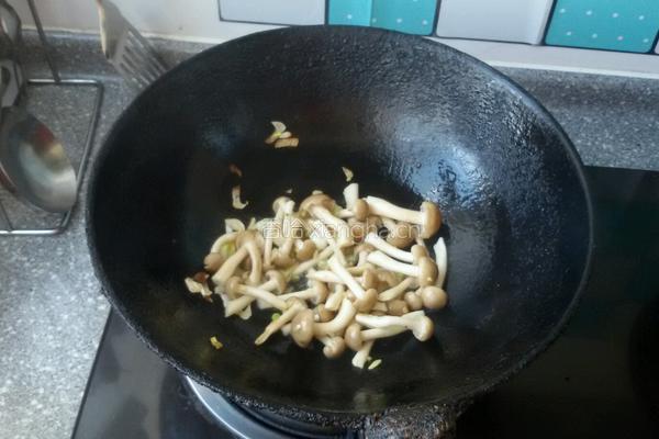 蚝油蟹味菇的做法图解4