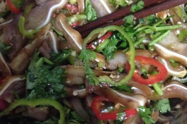 凉拌猪耳朵的做法图解3