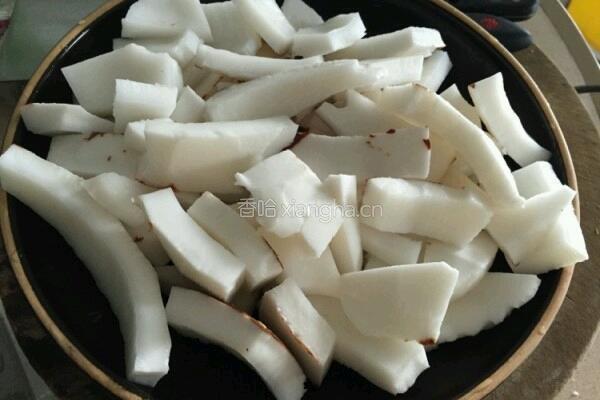 椰子鸡汤的做法图解3
