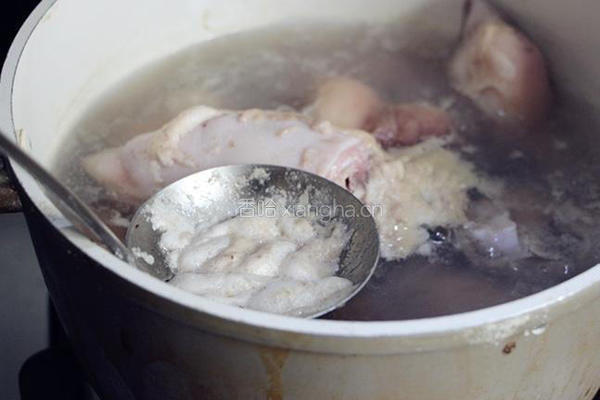 黄豆焖猪脚的做法图解3