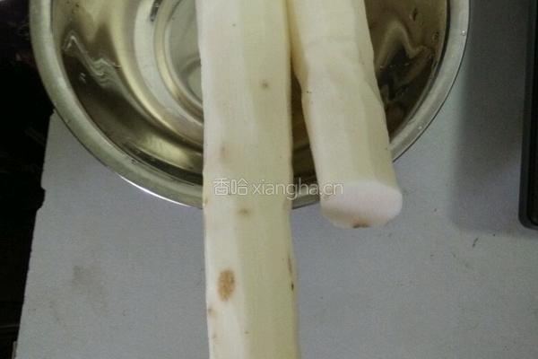 拔丝山药的做法图解1