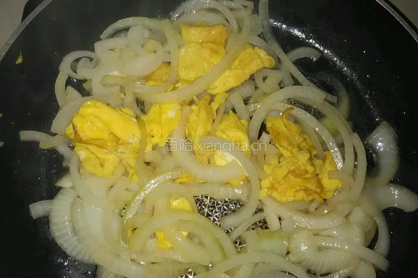 洋葱炒鸡蛋的做法图解7