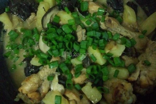 土豆炖翅根的做法图解7