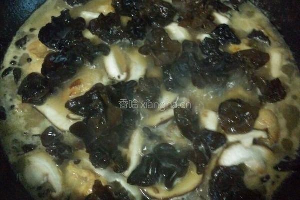 土豆炖翅根的做法图解6