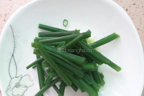 虾球炒双姑的做法图解3