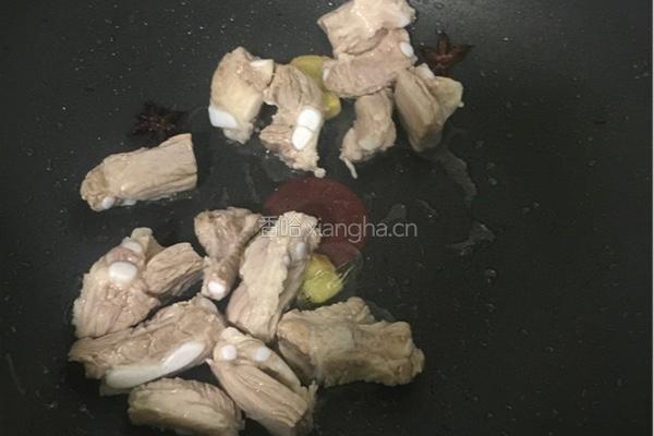排骨焖饭的做法图解4