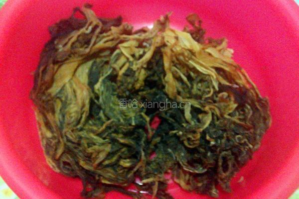 菜干肉饼.的做法图解1