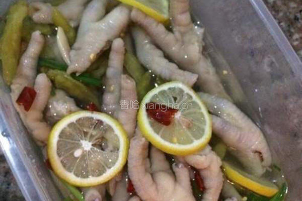泡椒凤爪的做法图解7
