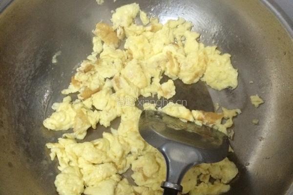 韭菜炒鸡蛋的做法图解4