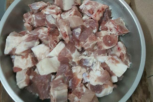 剁椒豆豉蒸排骨的做法图解2