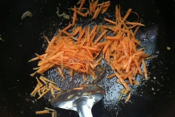 豆芽炒胡萝卜丝儿的做法图解4