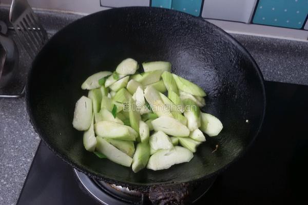 丝瓜炒鸡蛋的做法图解6