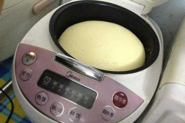 电饭煲蛋糕的做法图解5