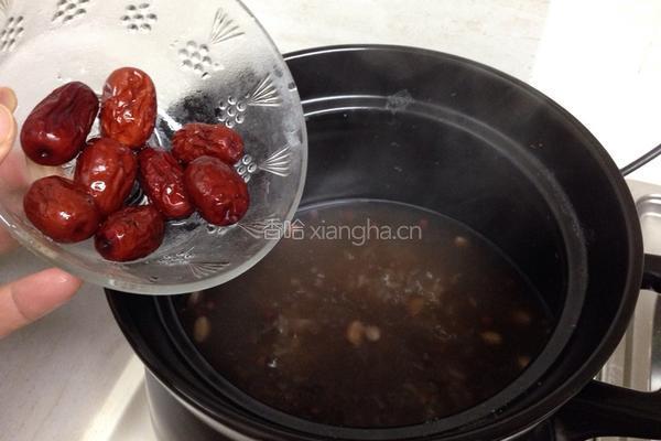 红豆红枣养颜粥的做法图解6