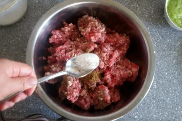 炸牛肉丸子的做法图解5