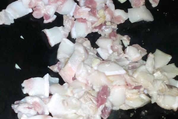 家常炒肉片的做法图解1